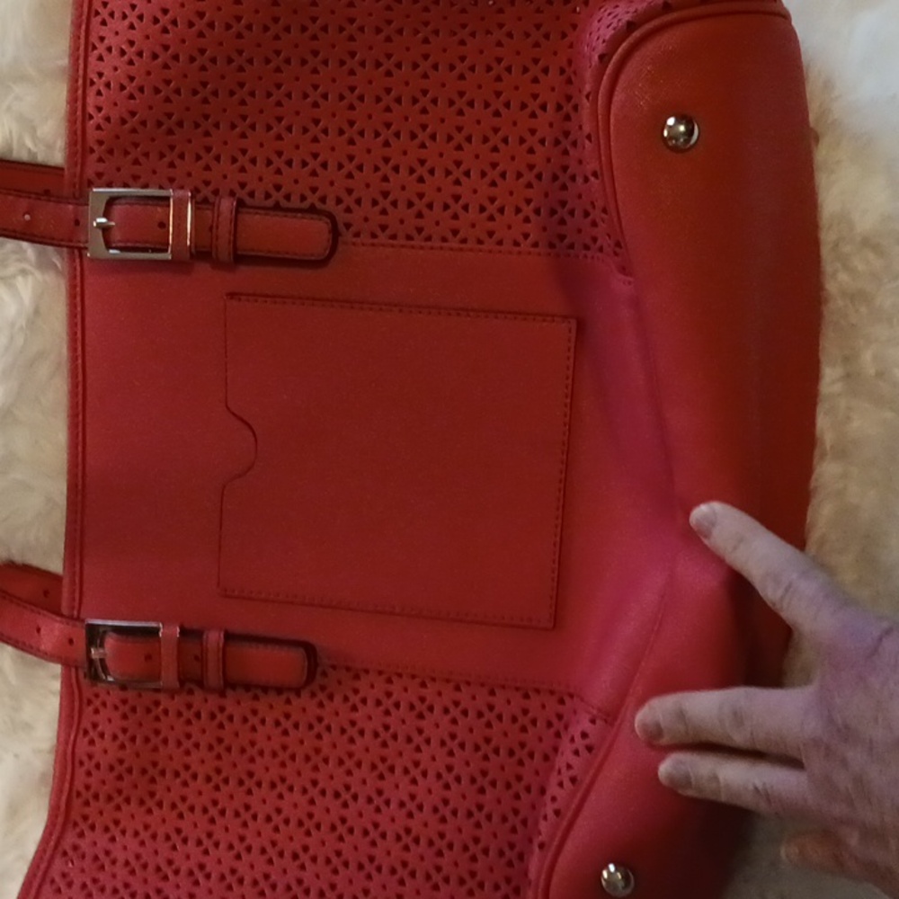 🦋New Large Size Tignanello Leather Laser Cut Large Pink Bag or Tote NWOT - Picture 7 of 17